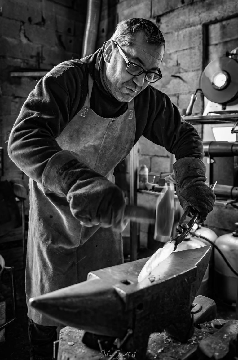 COUTELLERIE – Fabriquer son couteau fixe