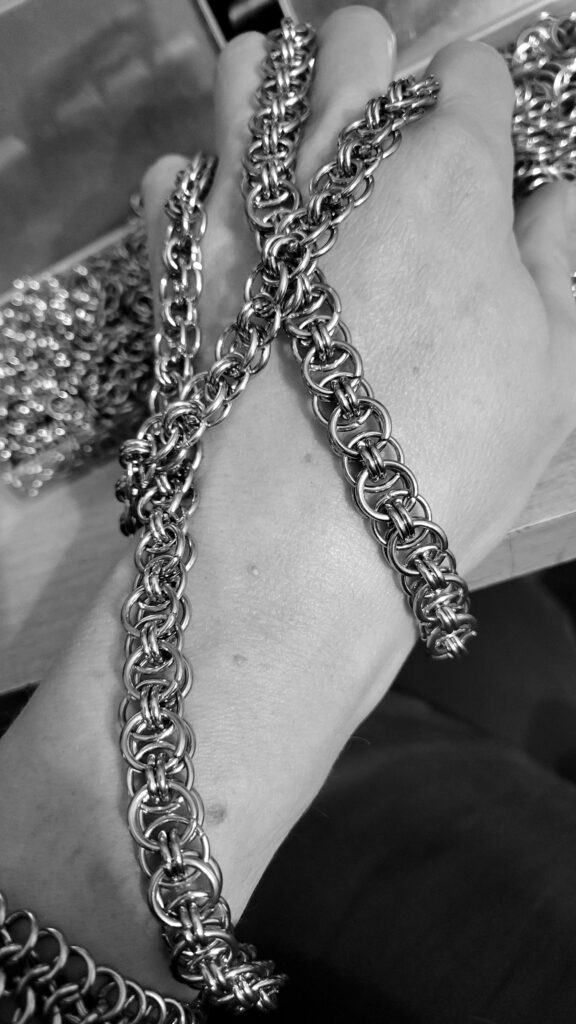 BIJOUTERIE – Initiation au chainmaille