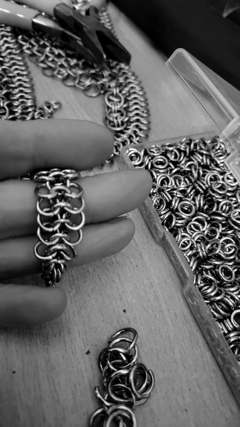 BIJOUTERIE – Initiation au chainmaille