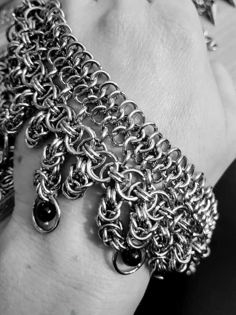 BIJOUTERIE – Découverte du chainmaille