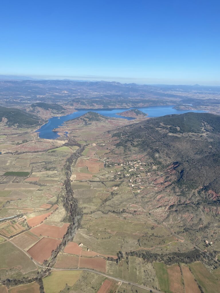 IMMERSION APPROFONDIE – Projection vers le métier de pilote en R44